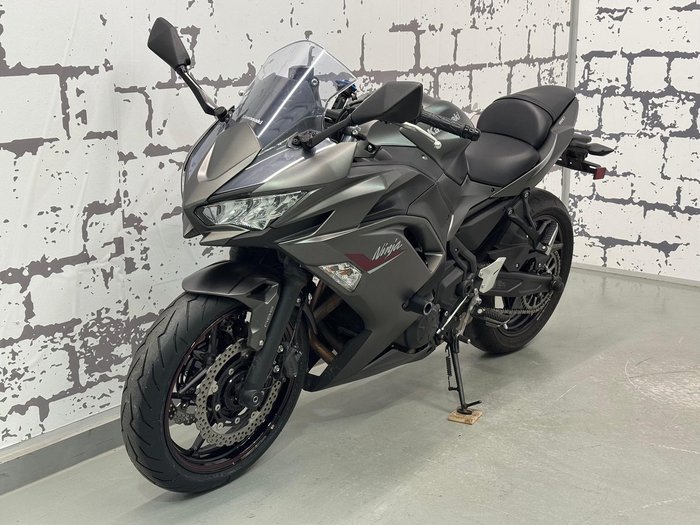 2022 Kawasaki Ninja 650 ABS Ninja Grey