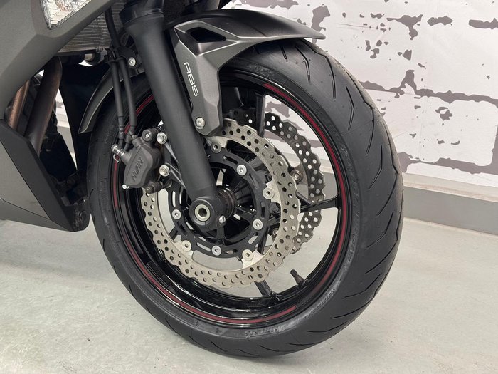2022 Kawasaki Ninja 650 ABS Ninja Grey