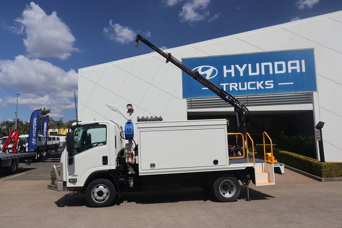2019 ISUZU NPR