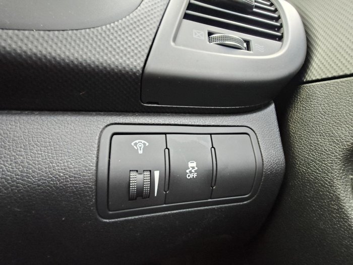 2012 Hyundai Accent Active