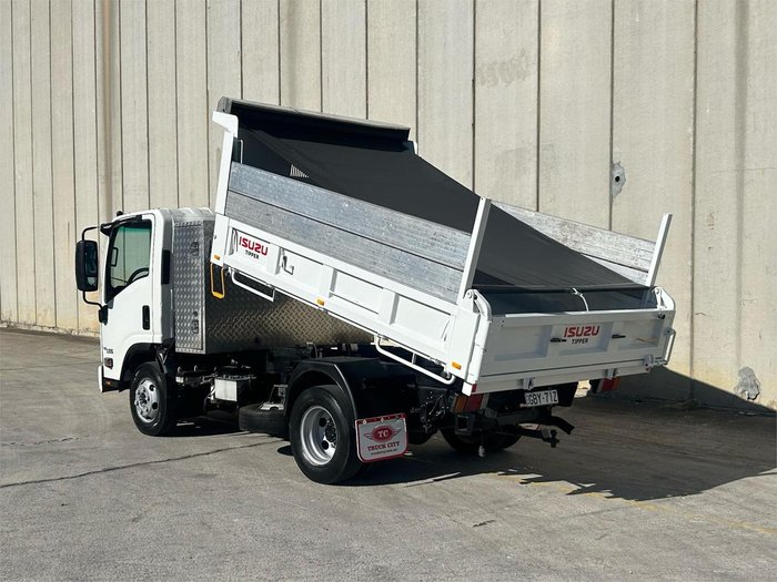 2022 Isuzu N Series
