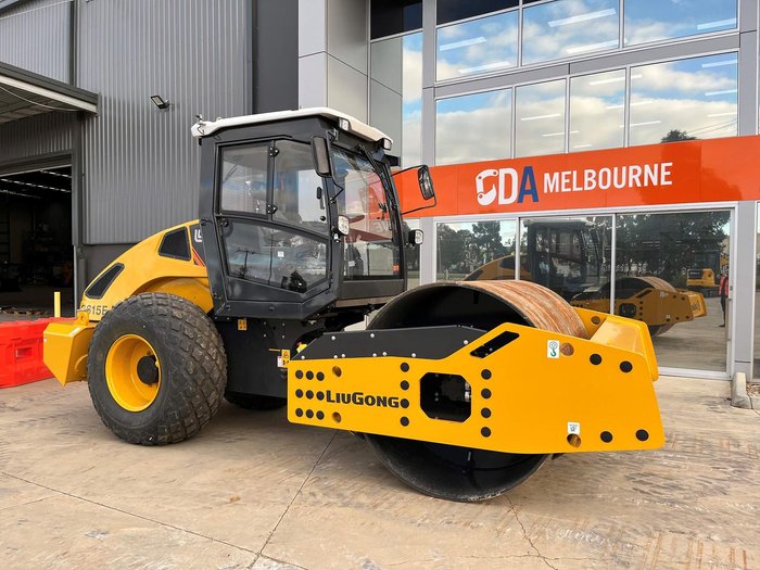 LiuGong 6615E Smooth Drum Roller