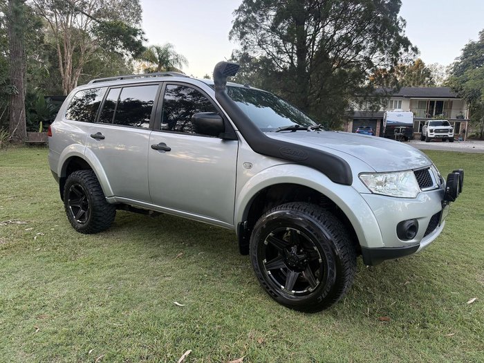 2013 Mitsubishi Challenger