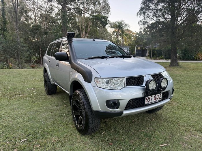 2013 Mitsubishi Challenger