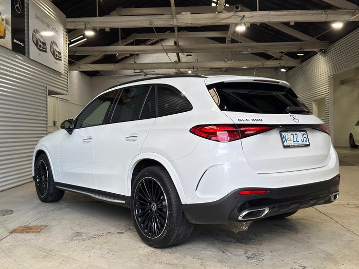2026 Mercedes-Benz GLC-Class GLC300