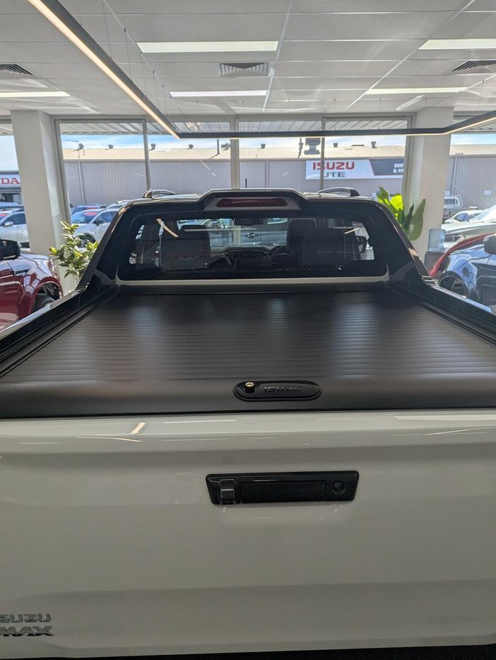 2026 Isuzu D-MAX X-TERRAIN MY25.5 4X4 Dual Range Mineral White