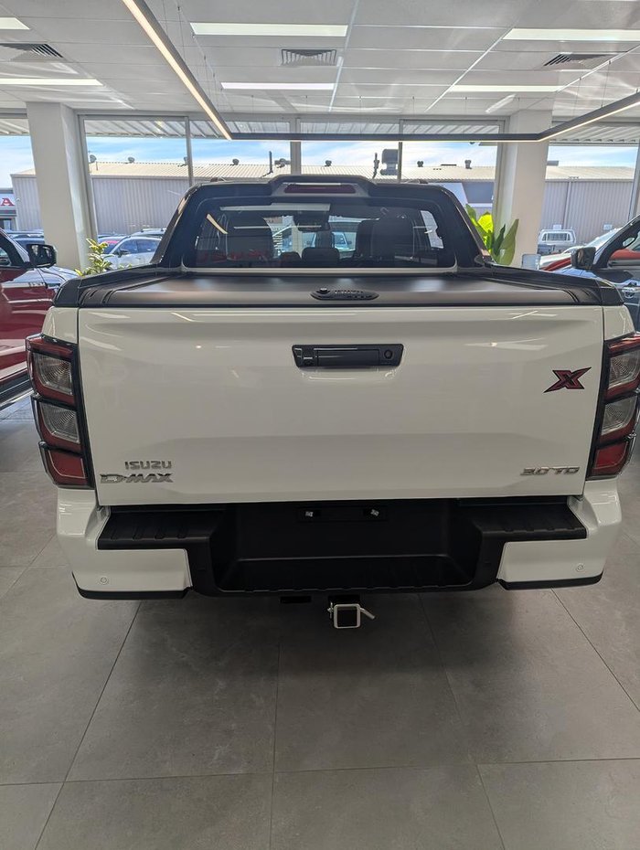 2026 Isuzu D-MAX X-TERRAIN MY25.5 4X4 Dual Range Mineral White