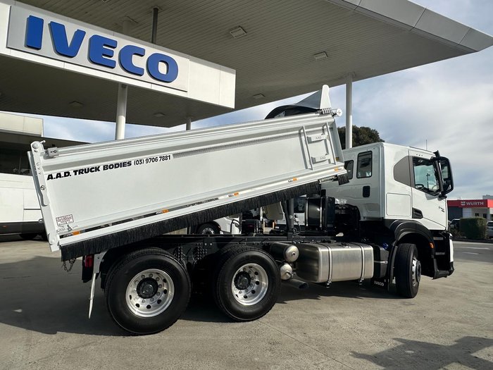 2025 Iveco S-Way