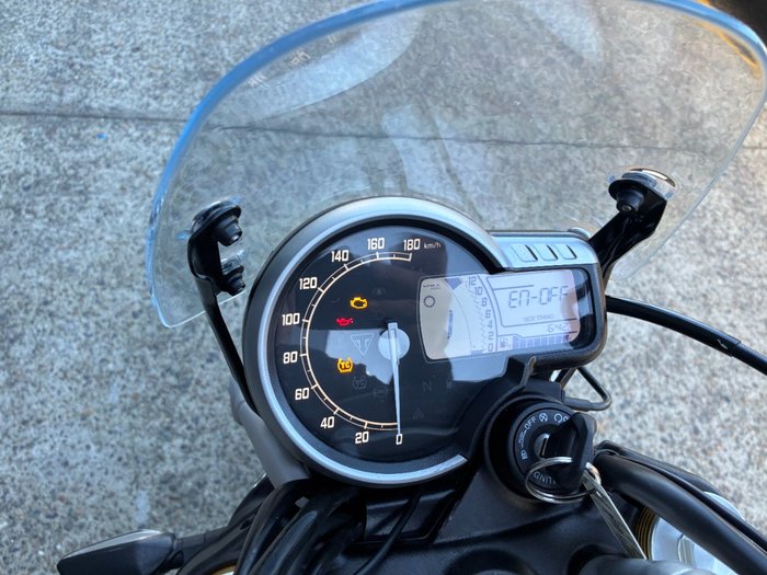 2024 Triumph SCRAMBLER 400 X PEARL SAND KHAKI