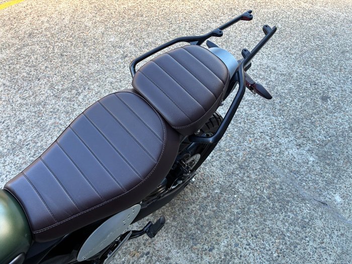 2024 Triumph SCRAMBLER 400 X PEARL SAND KHAKI