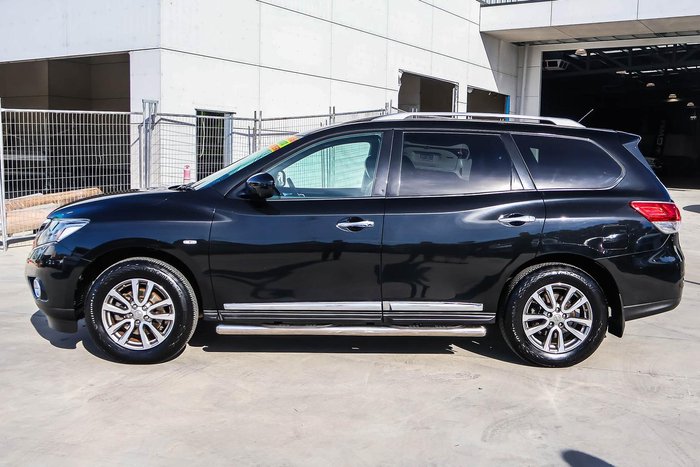 2016 Nissan Pathfinder ST-L