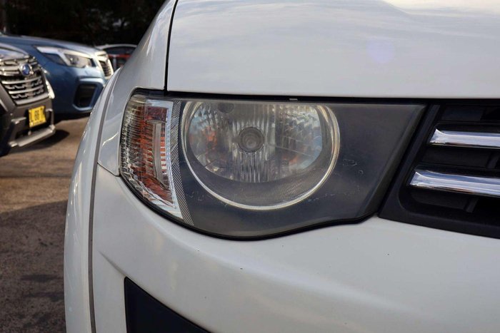 2014 Mitsubishi Triton GLX