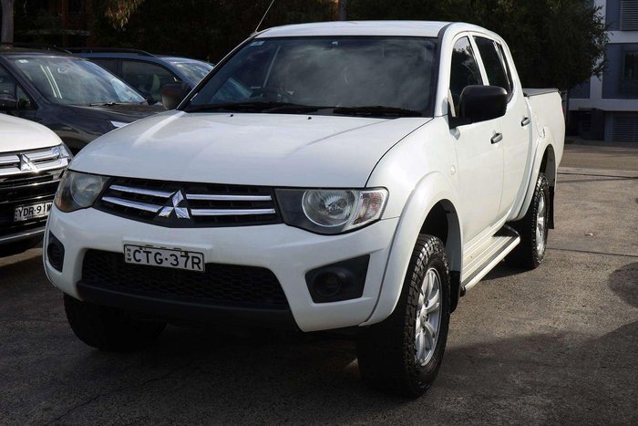 2014 Mitsubishi Triton GLX