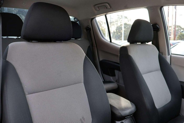 2014 Mitsubishi Triton GLX