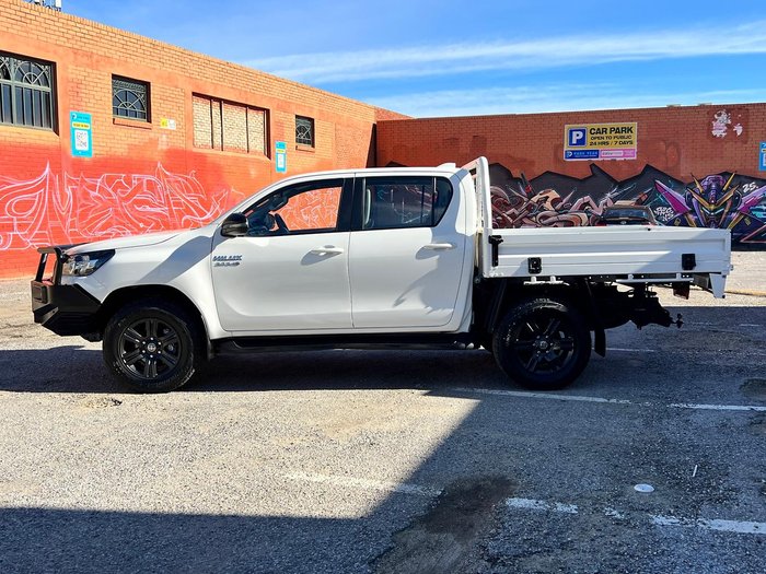2022 Toyota Hilux SR