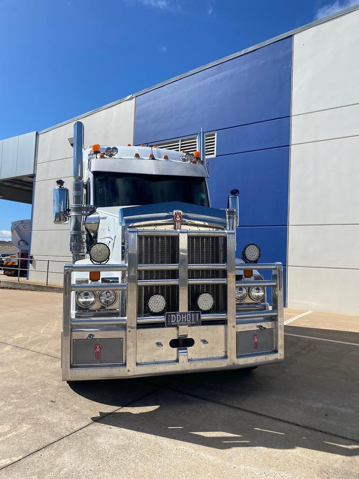 2023 Kenworth T610 SAR