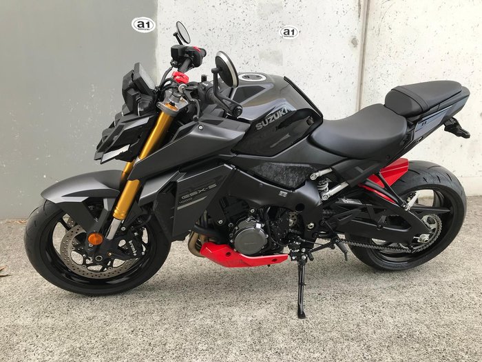 2025 Suzuki GSX-S1000