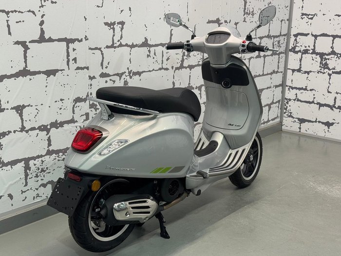 2025 Vespa Primavera Tech 150 Primavera Silver