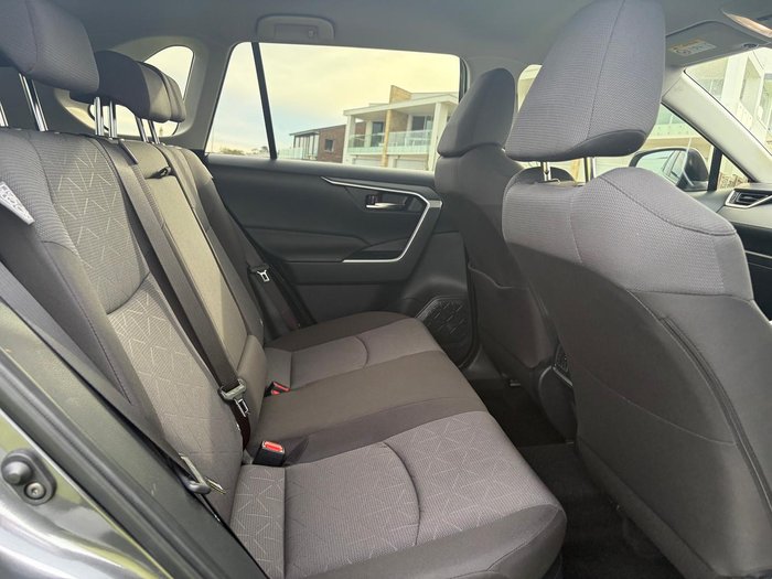 2024 Toyota RAV4 GXL