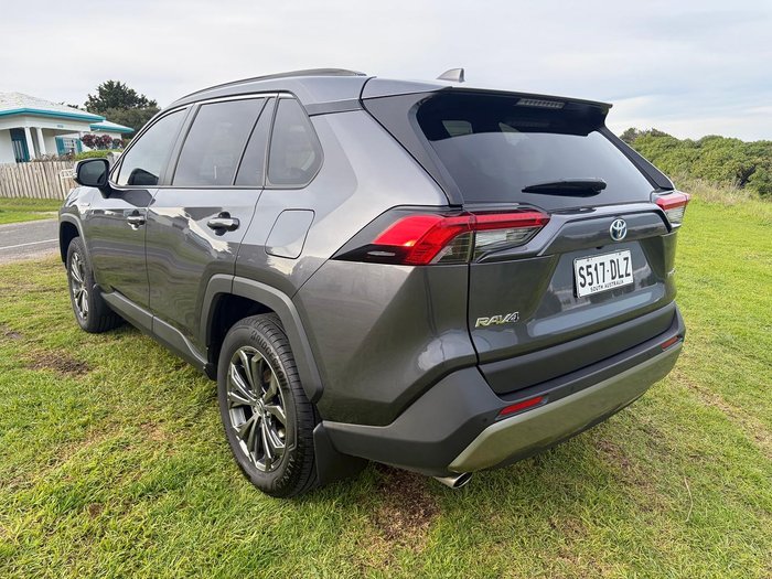 2024 Toyota RAV4 GXL