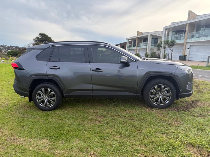 2024 Toyota RAV4 GXL