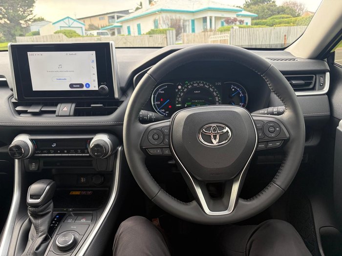 2024 Toyota RAV4 GXL