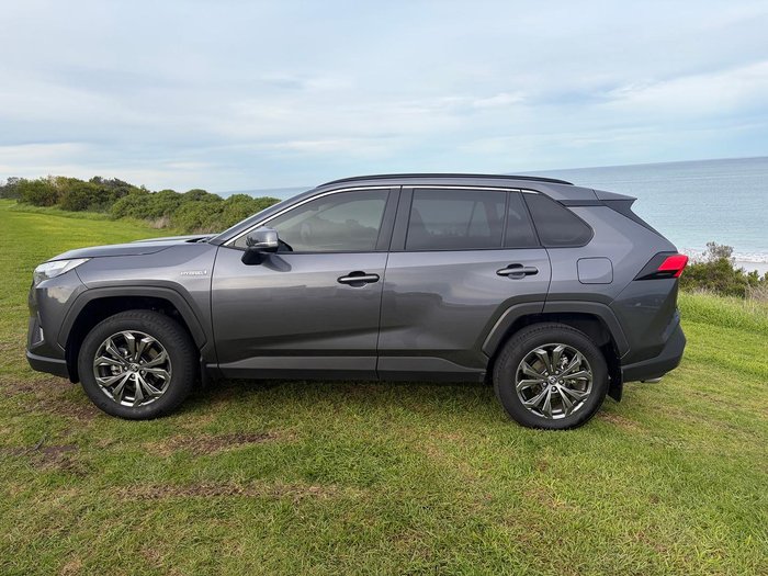 2024 Toyota RAV4 GXL
