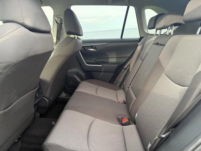 2024 Toyota RAV4 GXL