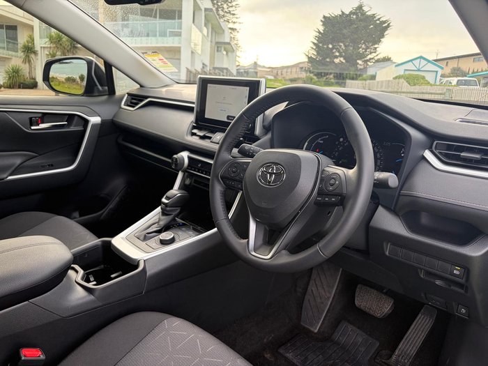 2024 Toyota RAV4 GXL
