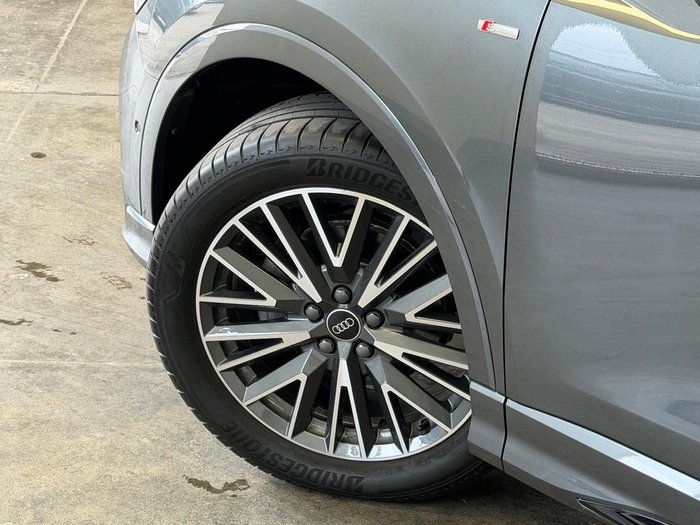 2024 Audi Q3 35 TFSI S line edition