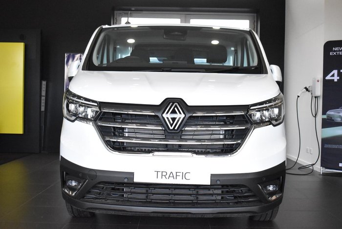 2025 Renault Trafic Premium