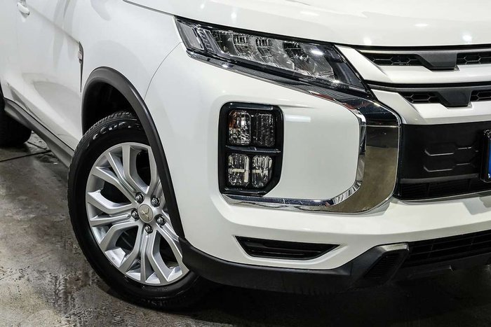 2024 Mitsubishi ASX ES