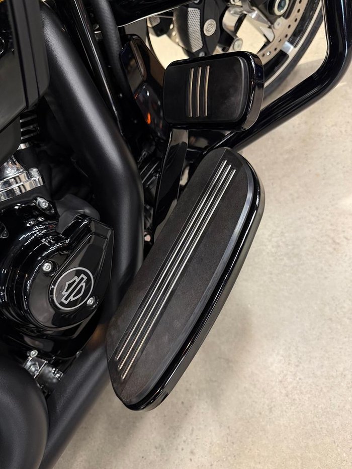 2026 Harley-Davidson Street Glide 117 (FLHX) Touring Black
