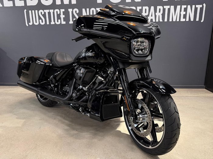 2026 Harley-Davidson Street Glide 117 (FLHX) Touring Black