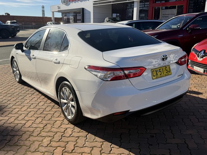 2020 Toyota Camry Hybrid