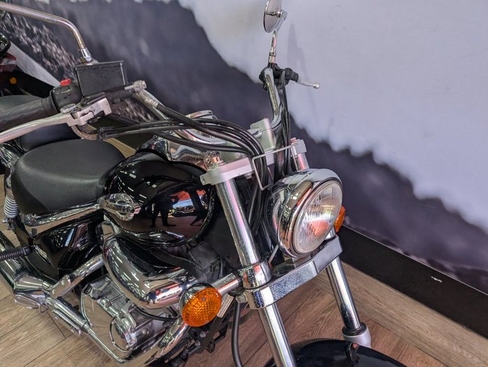 2009 Suzuki VL250 (LC250 INTRUDER) Black