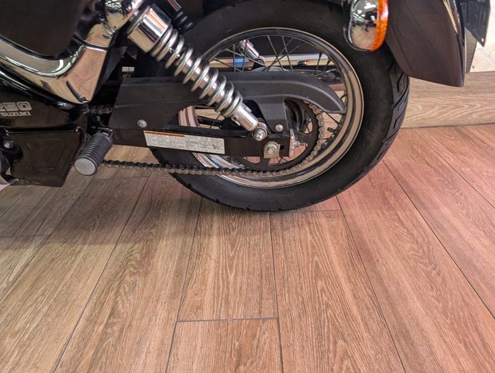 2009 Suzuki VL250 (LC250 INTRUDER) Black