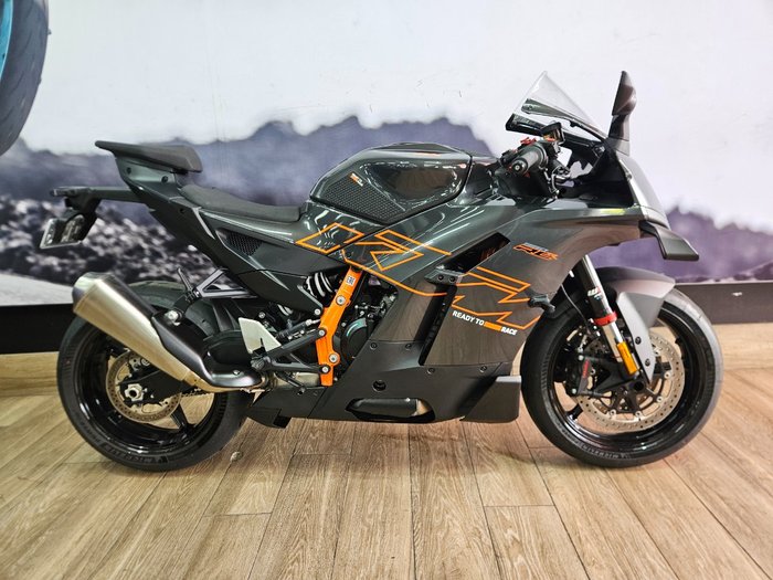 2026 Ktm 990 RC R Black