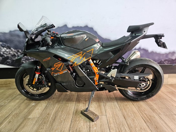 2026 Ktm 990 RC R Black