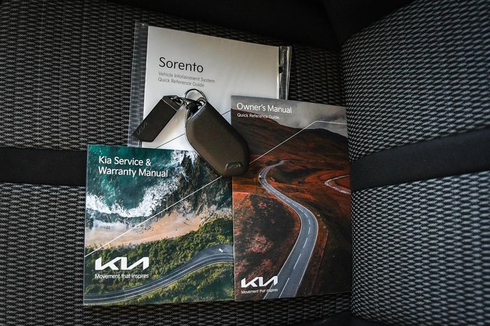 2024 Kia Sorento S