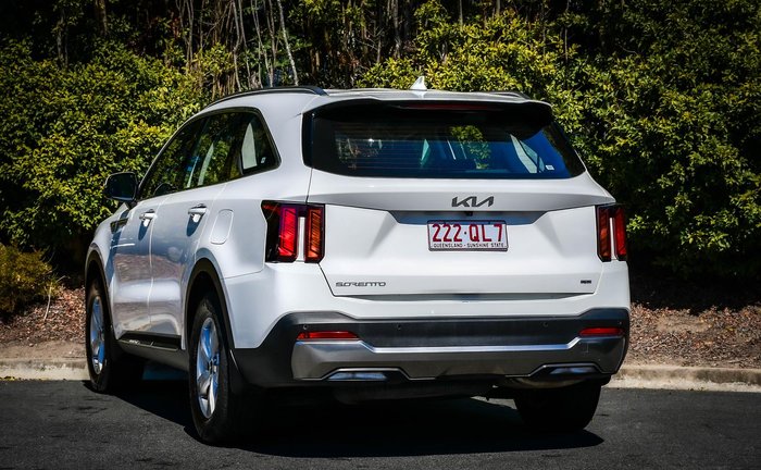 2024 Kia Sorento S