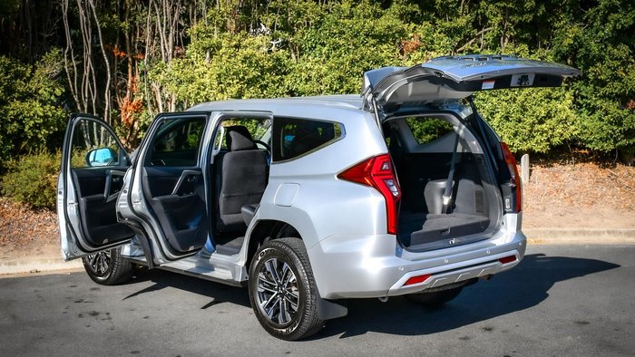 2023 Mitsubishi Pajero Sport GLS