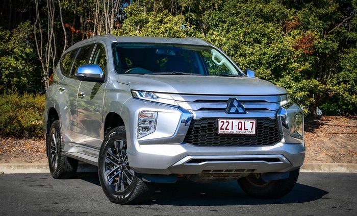 2023 Mitsubishi Pajero Sport GLS