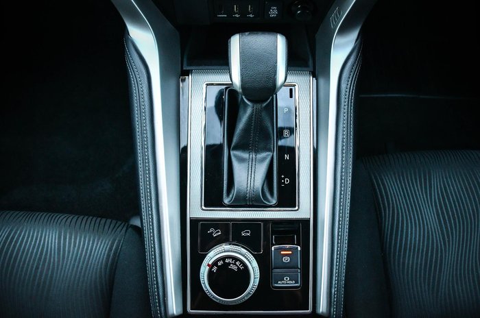 2023 Mitsubishi Pajero Sport GLS