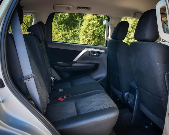 2023 Mitsubishi Pajero Sport GLS