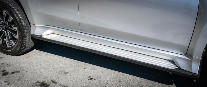 2023 Mitsubishi Pajero Sport GLS