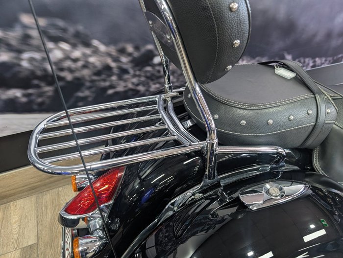 2014 INDIAN CHIEFTAIN Black