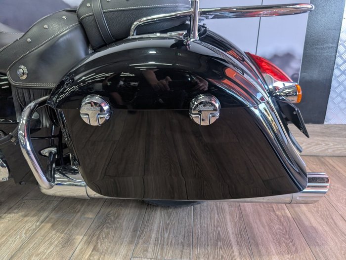 2014 INDIAN CHIEFTAIN Black
