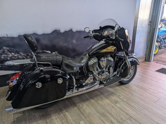 2014 INDIAN CHIEFTAIN Black