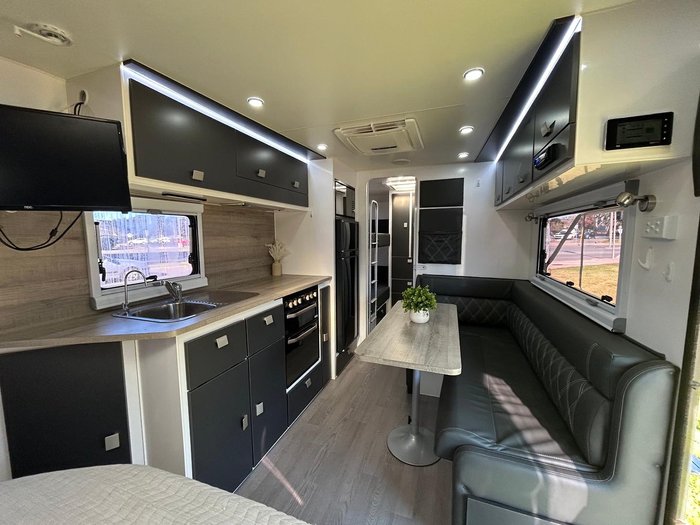 2021 Essential Caravans Alpine Cruiser